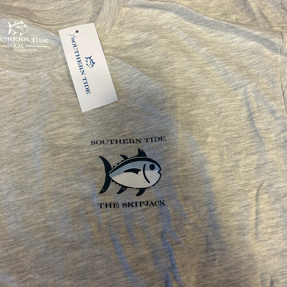 Southern Tide T-shirt